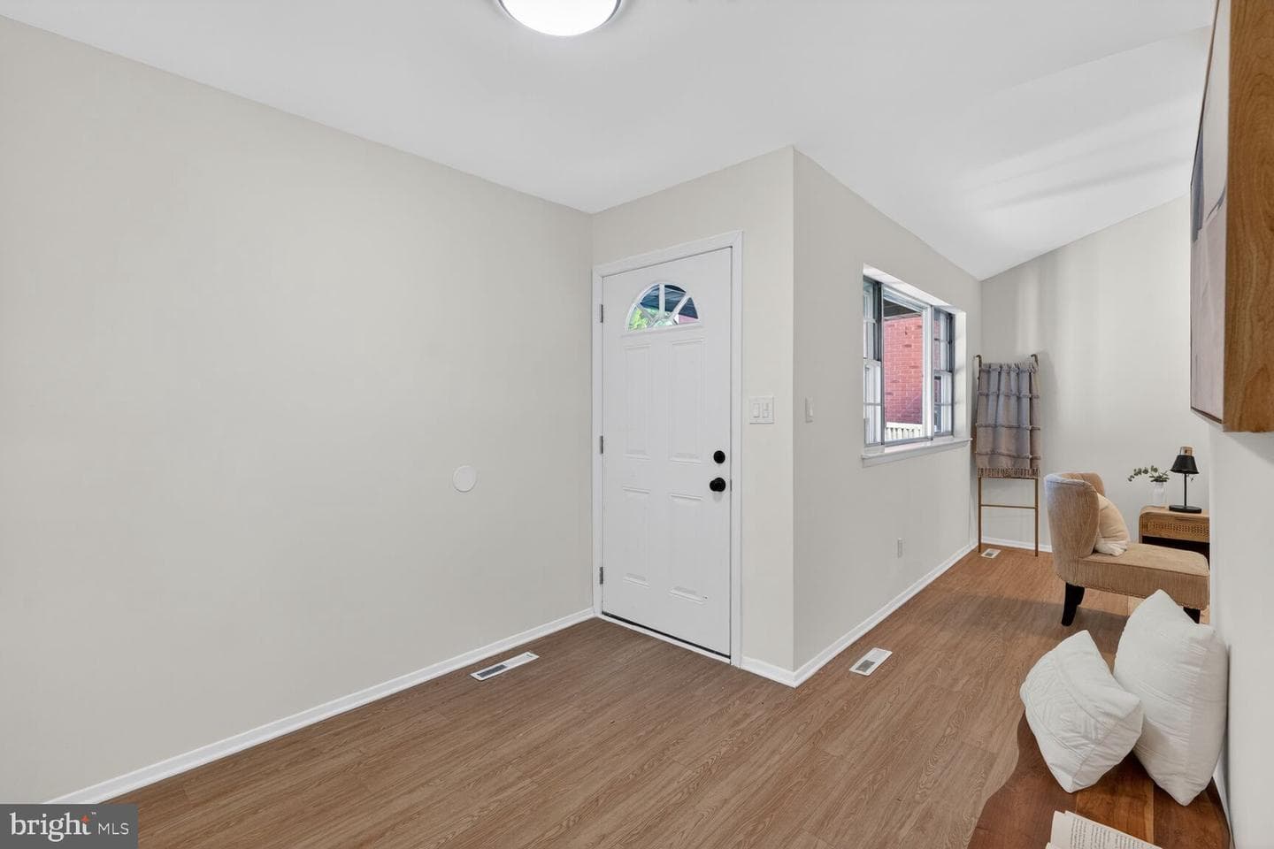 3827 Rayton Road photo 30