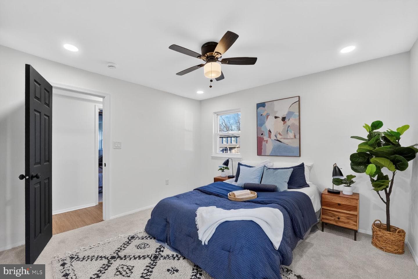 3827 Rayton Road photo 5