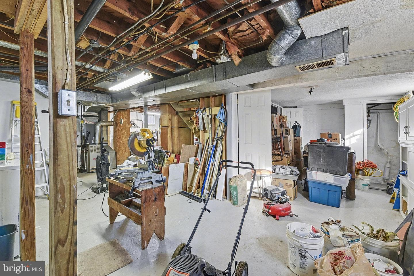 2115 Smith Avenue photo 17