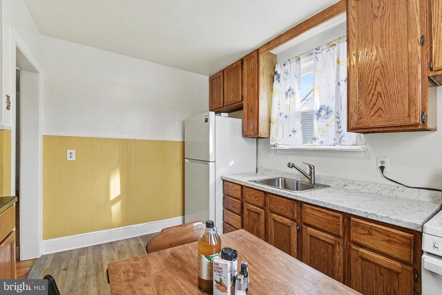 2115 Smith Avenue photo 7
