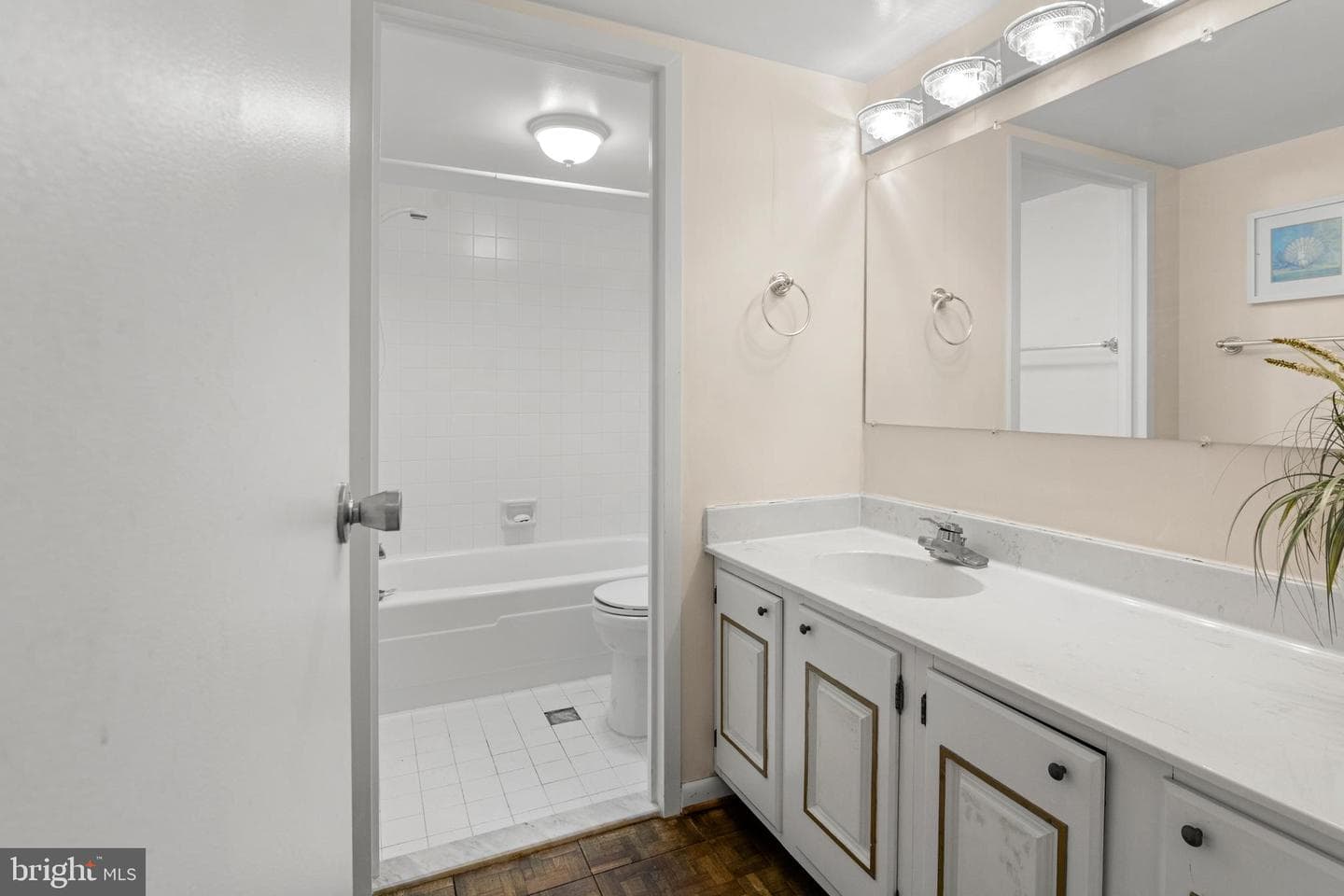 205 E Joppa Road #1706 photo 20