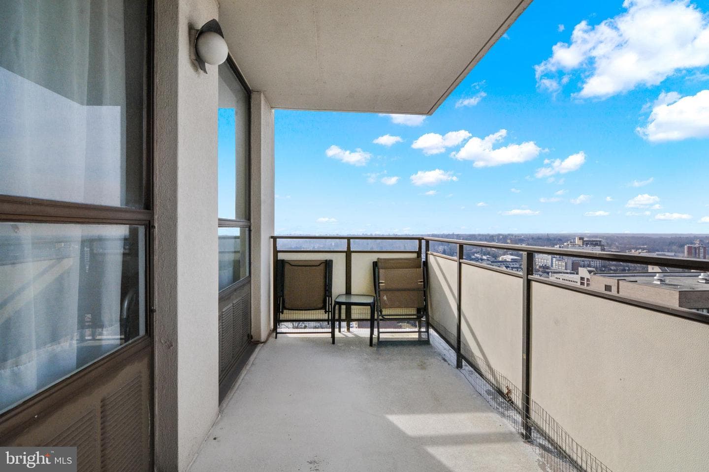 205 E Joppa Road #1706 photo 29