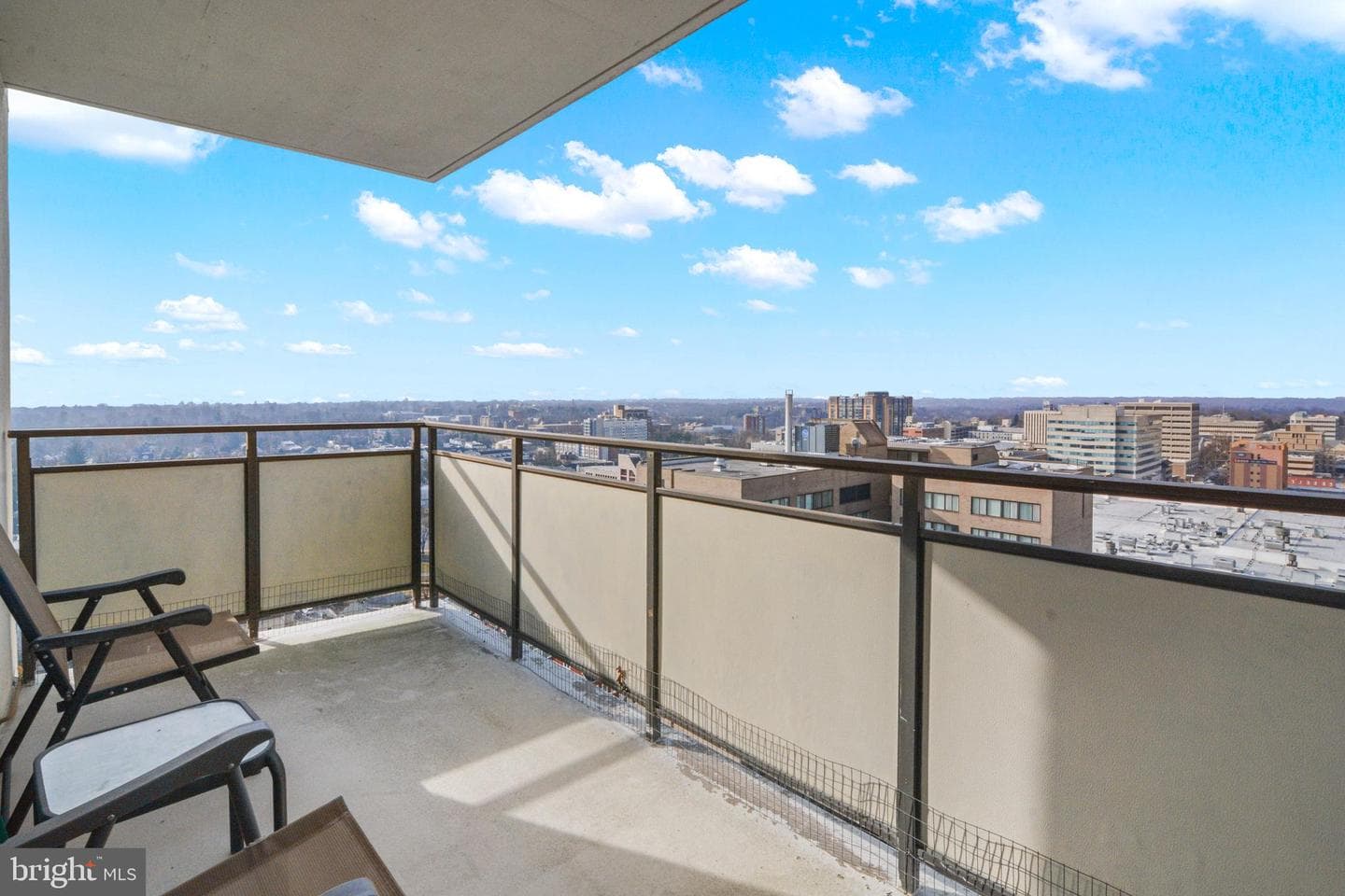 205 E Joppa Road #1706 photo 30