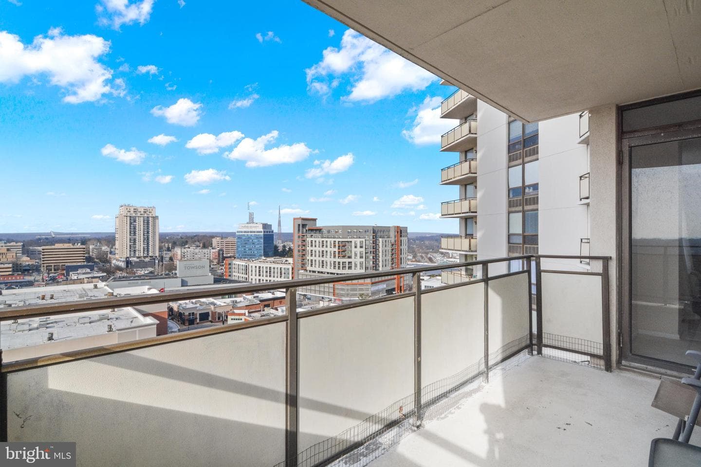 205 E Joppa Road #1706 photo 31
