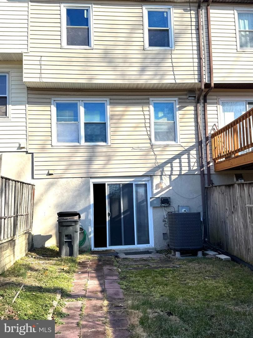 11 Lerner Court #33i photo 18