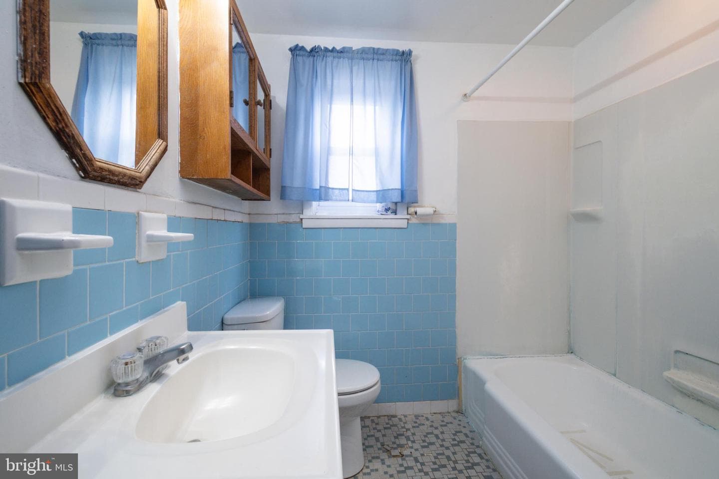 1022 Foxwood Lane photo 17