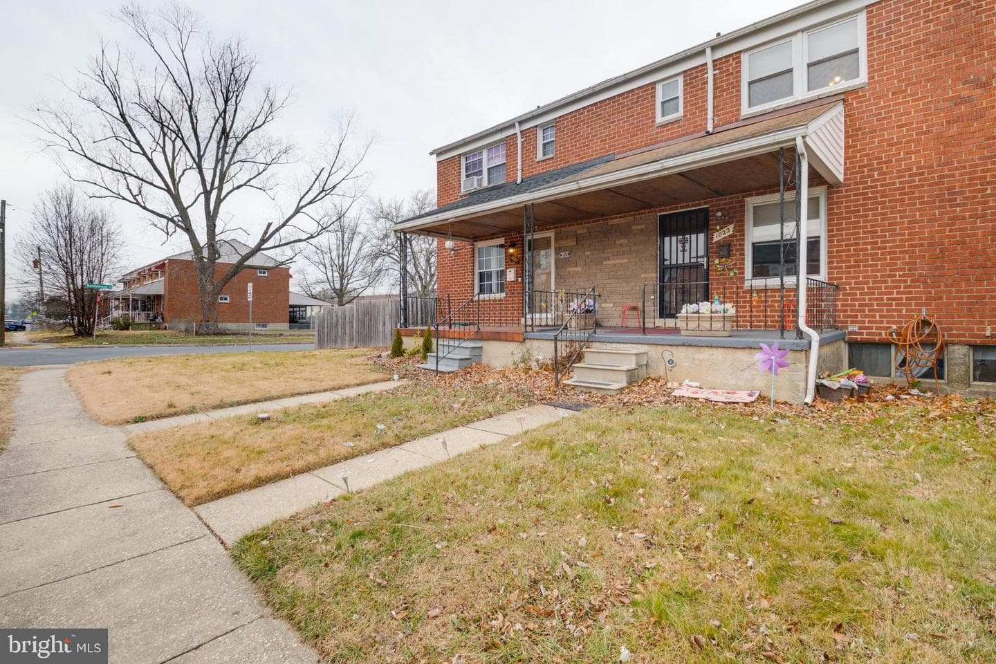 1022 Foxwood Lane photo 2