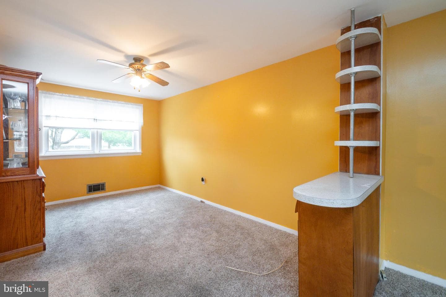 1022 Foxwood Lane photo 6