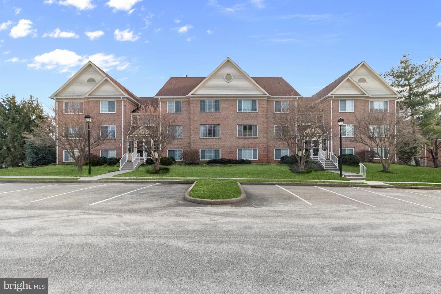 413 Rockfleet Road Road #201 photo 3