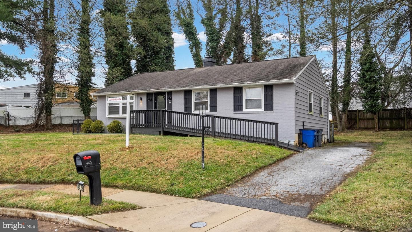 4525 Dresden Road photo 3