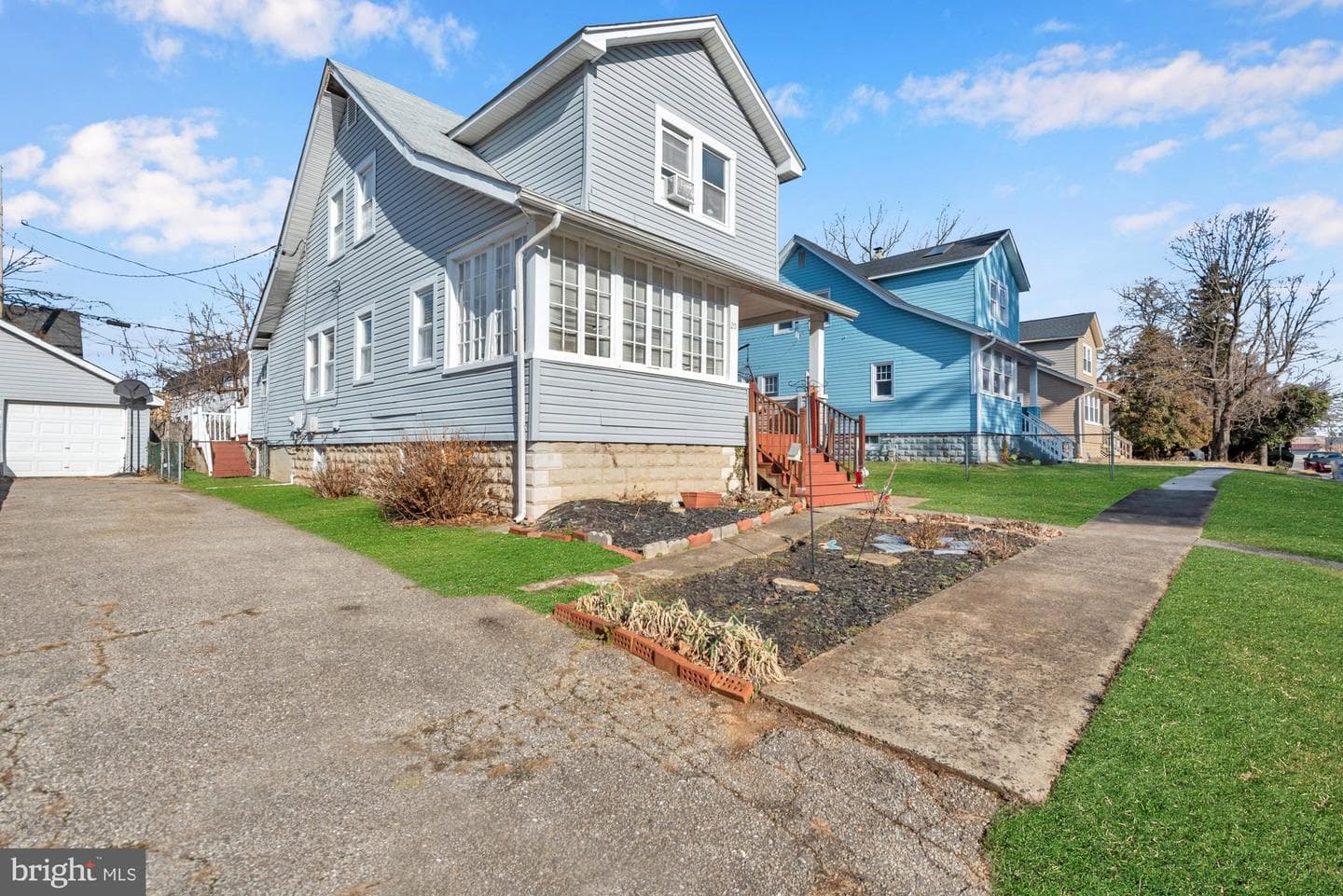 20 Waldron Avenue photo 35