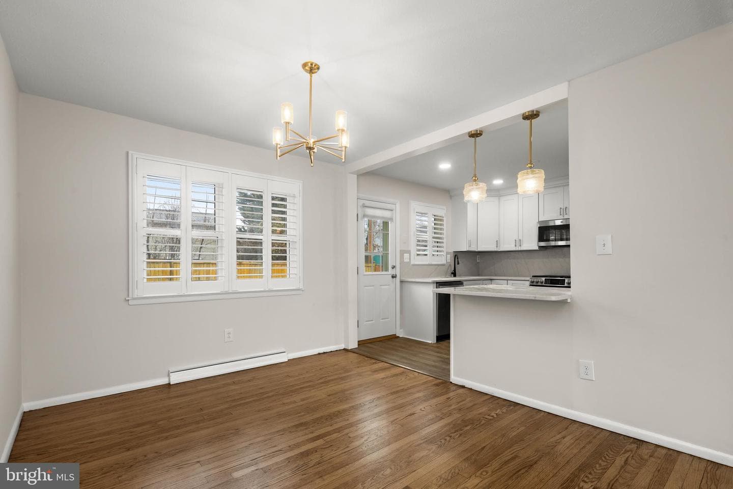 132 Warwick Drive photo 18