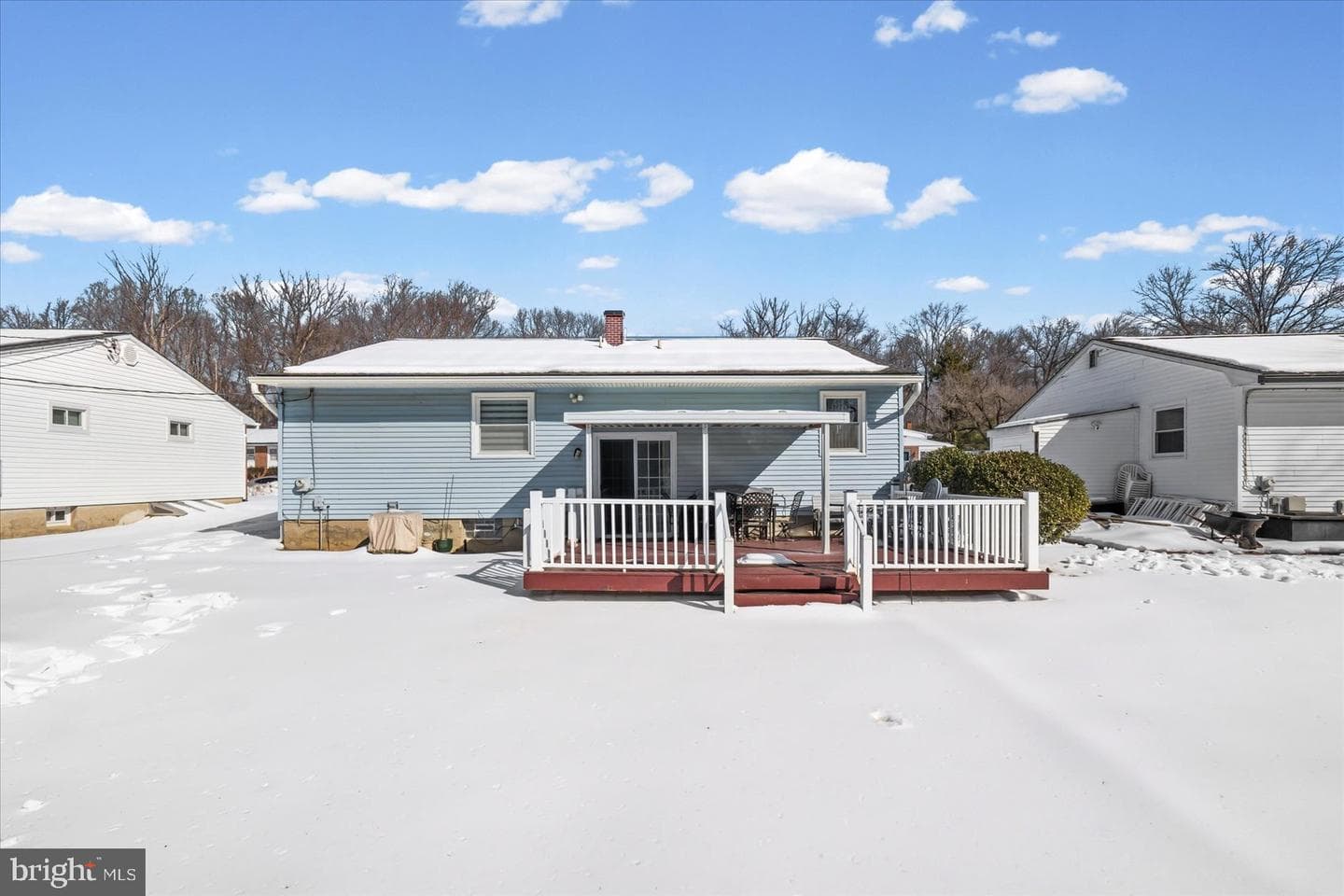 9063 Meadow Heights Road photo 35