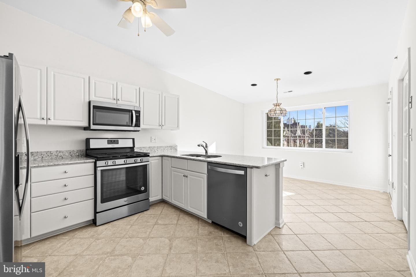 416 Rockfleet Road #301 photo 11
