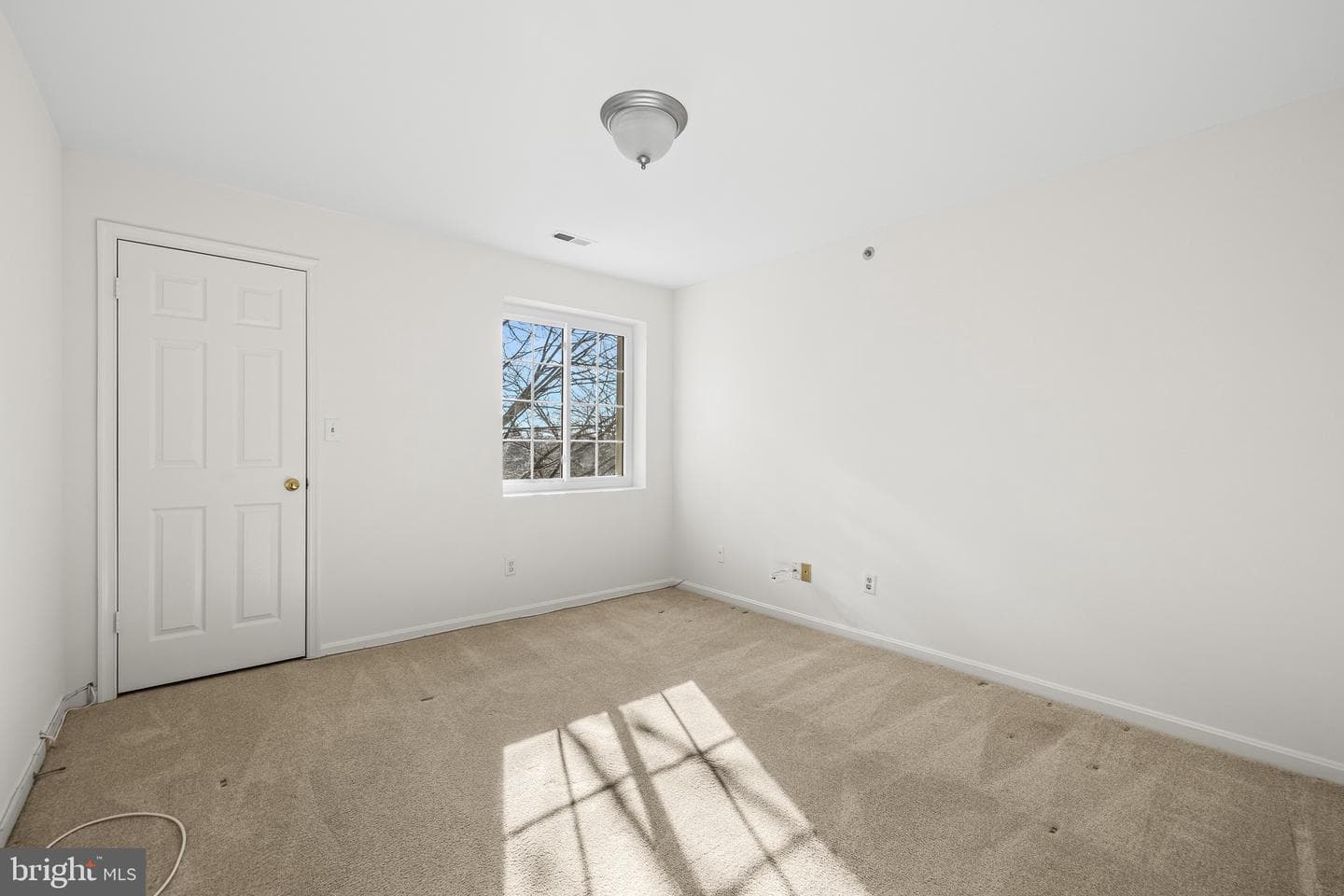 416 Rockfleet Road #301 photo 23