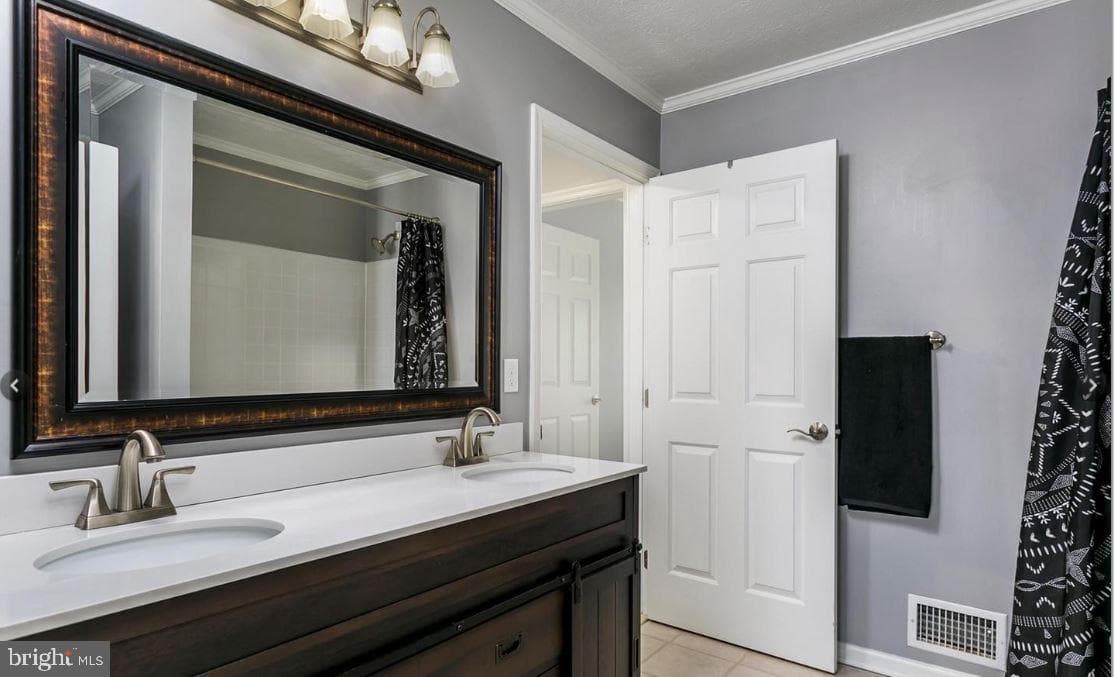 4504 Donatello Square photo 11