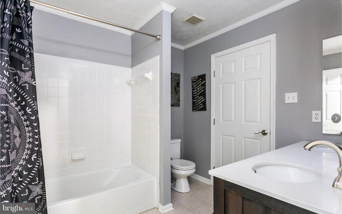 4504 Donatello Square photo 12