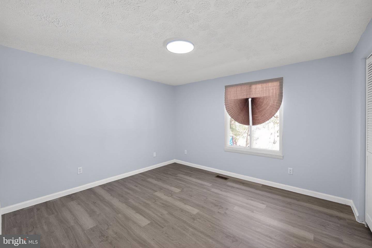 3329 E Joppa Road photo 18