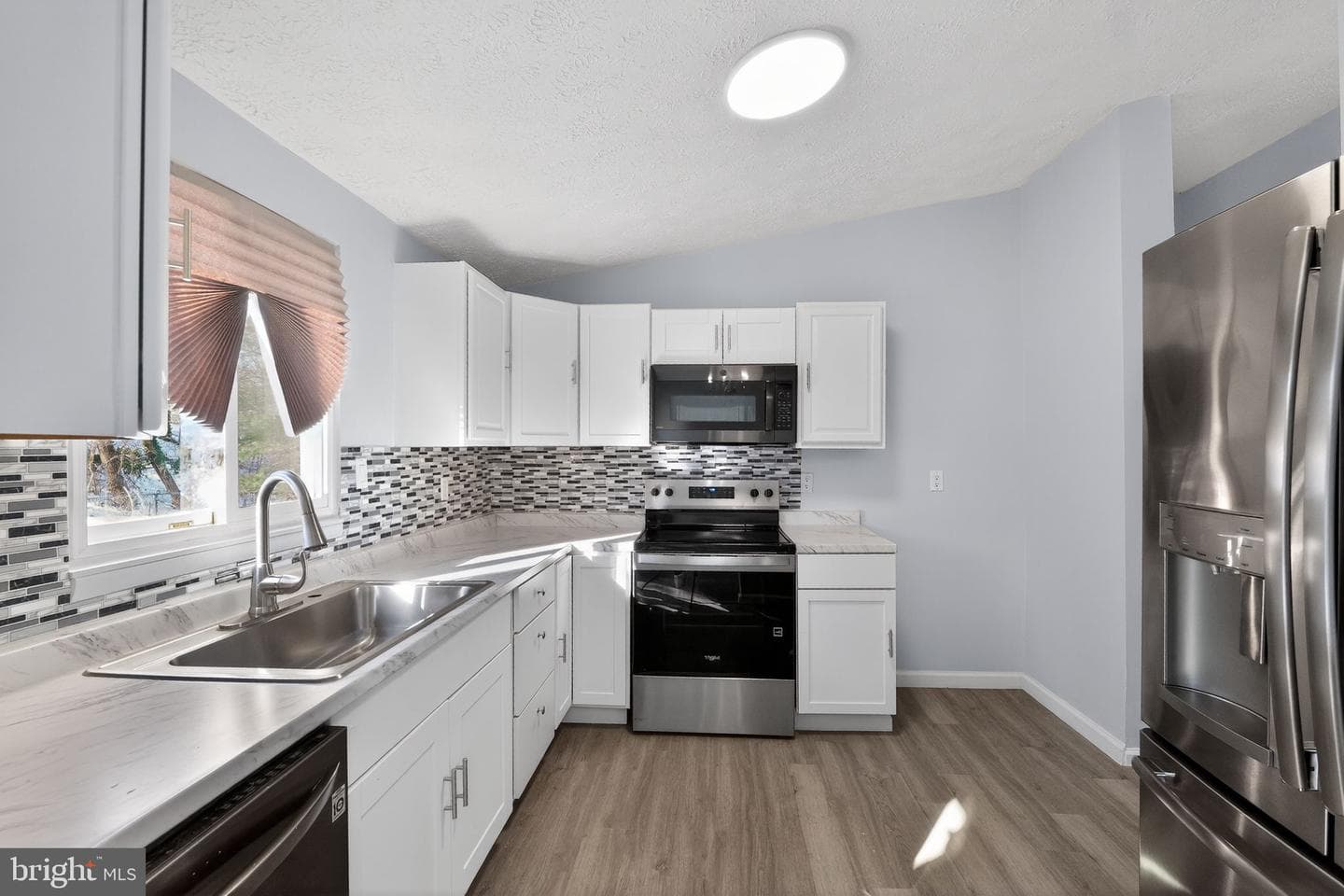 3329 E Joppa Road photo 24