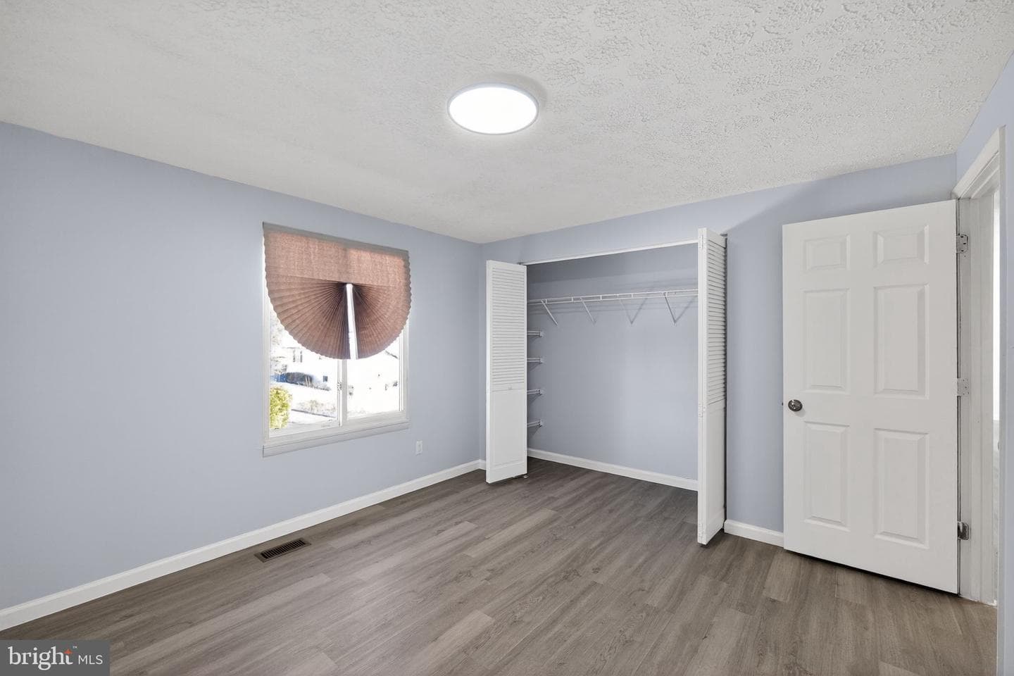 3329 E Joppa Road photo 31