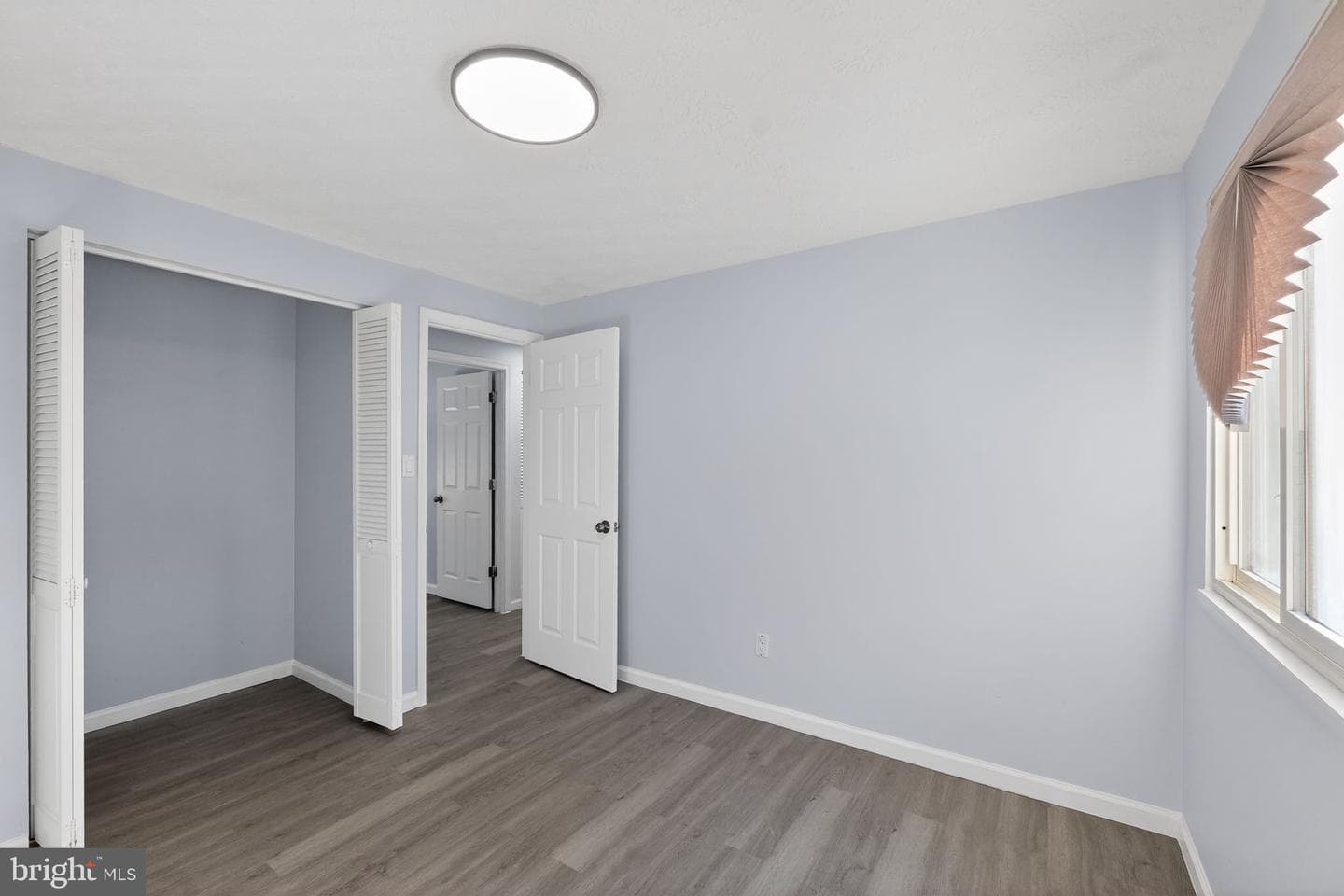 3329 E Joppa Road photo 5