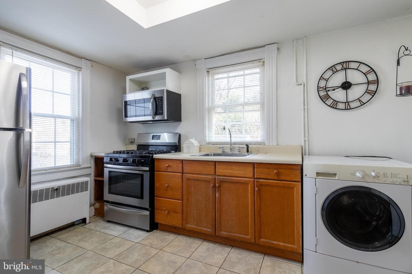 640 Ingleside Avenue photo 10