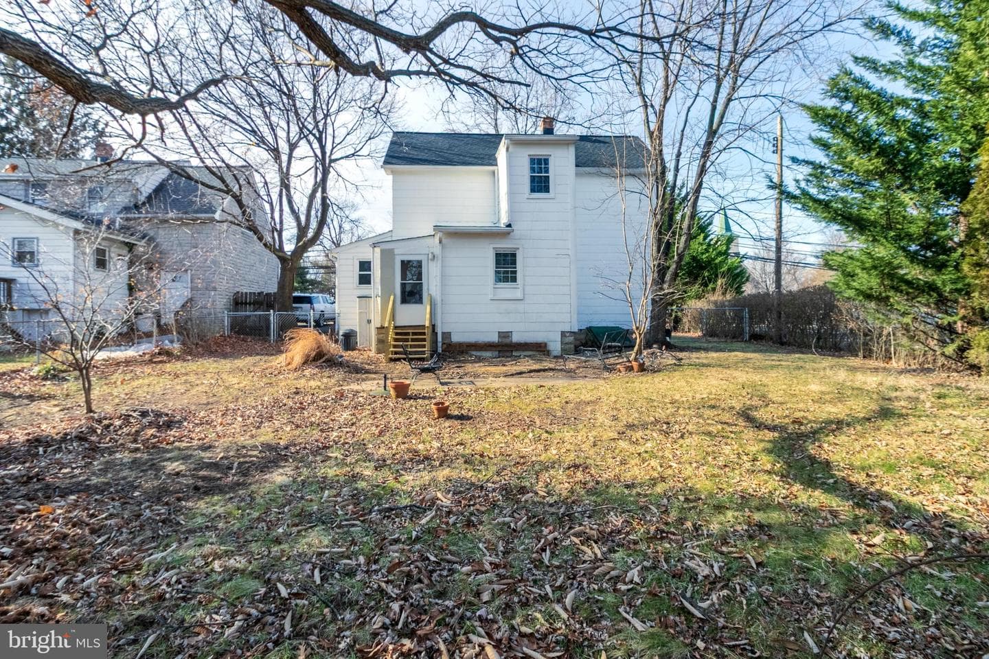 640 Ingleside Avenue photo 27