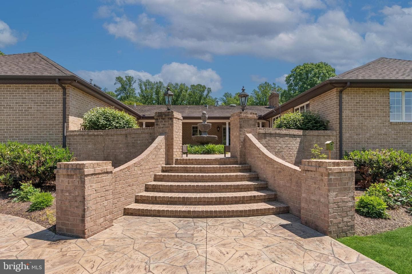 4037 Holly Knoll Drive photo 10