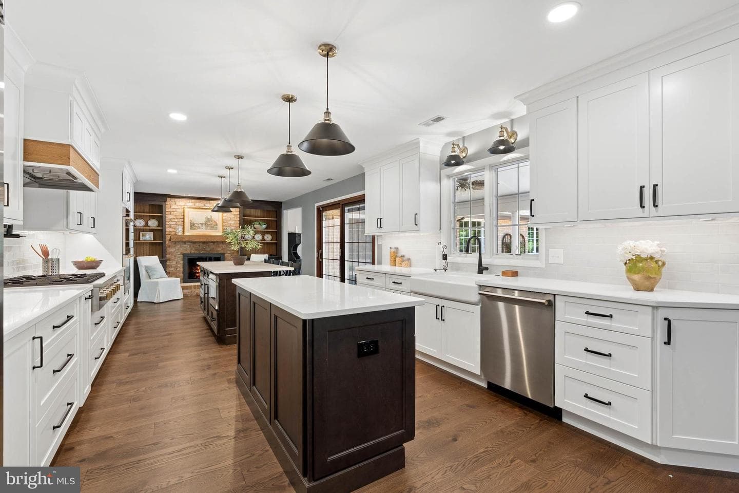 4037 Holly Knoll Drive photo 8