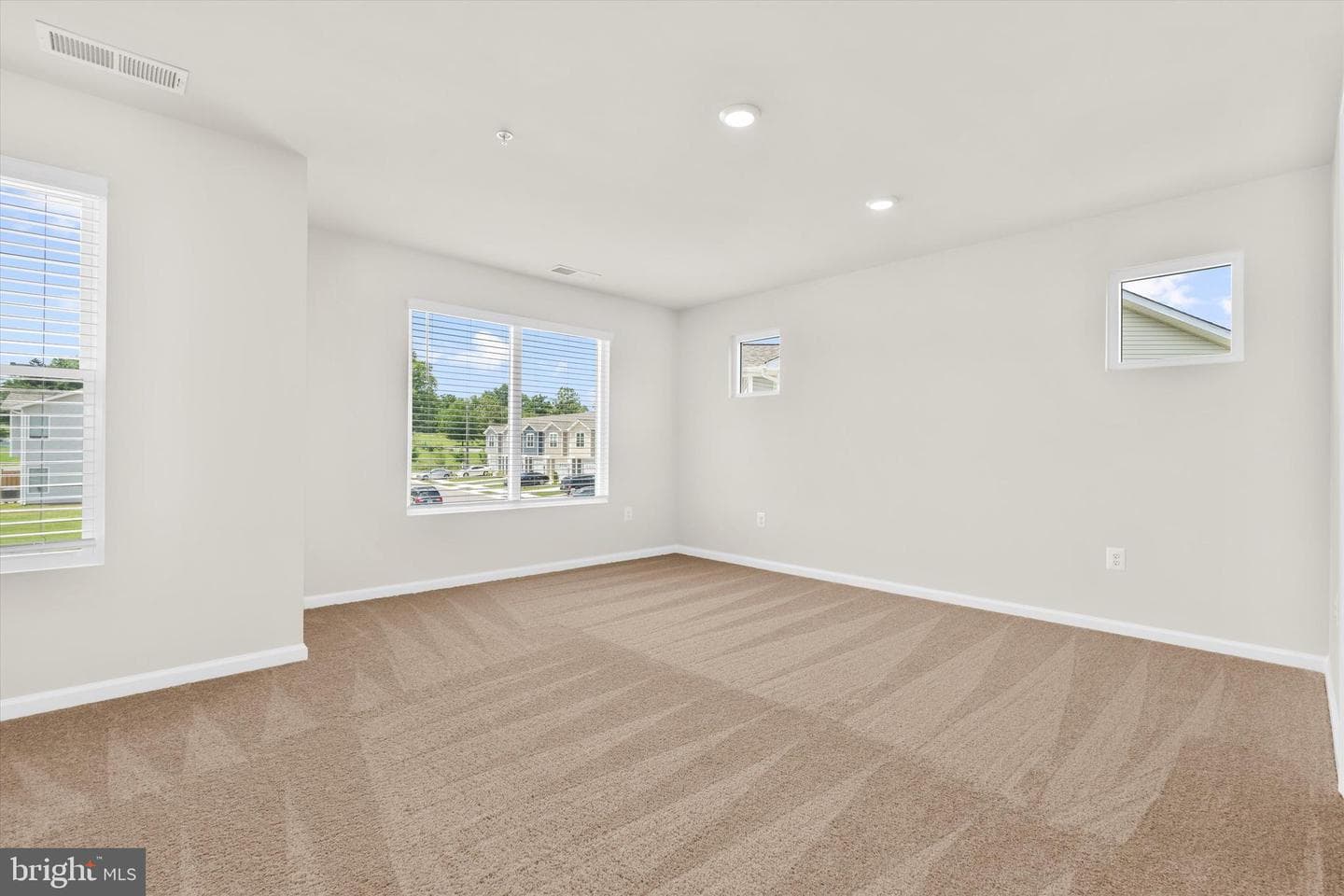 8125 Bartholomew Court photo 21