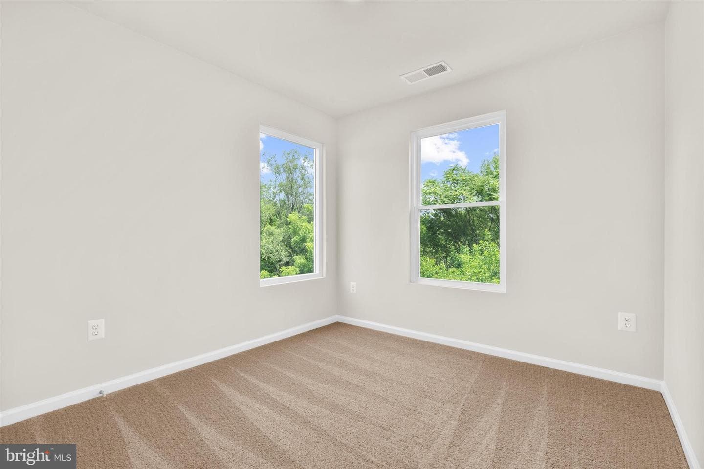 8125 Bartholomew Court photo 29
