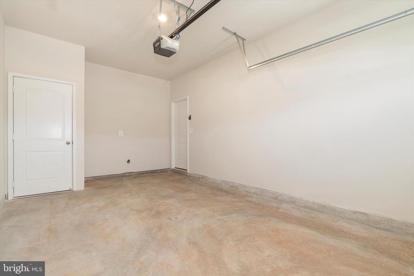 8125 Bartholomew Court photo 35