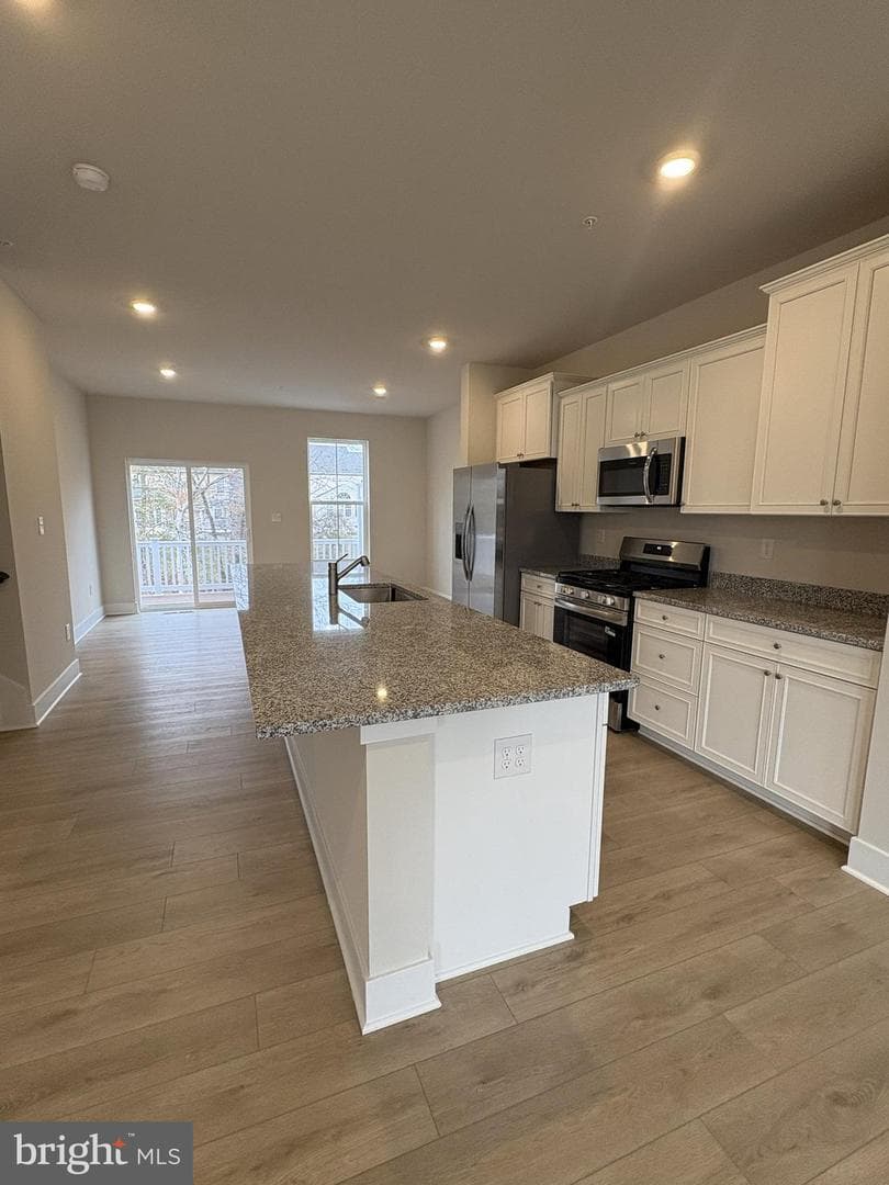 7701 River Reach Road photo 5