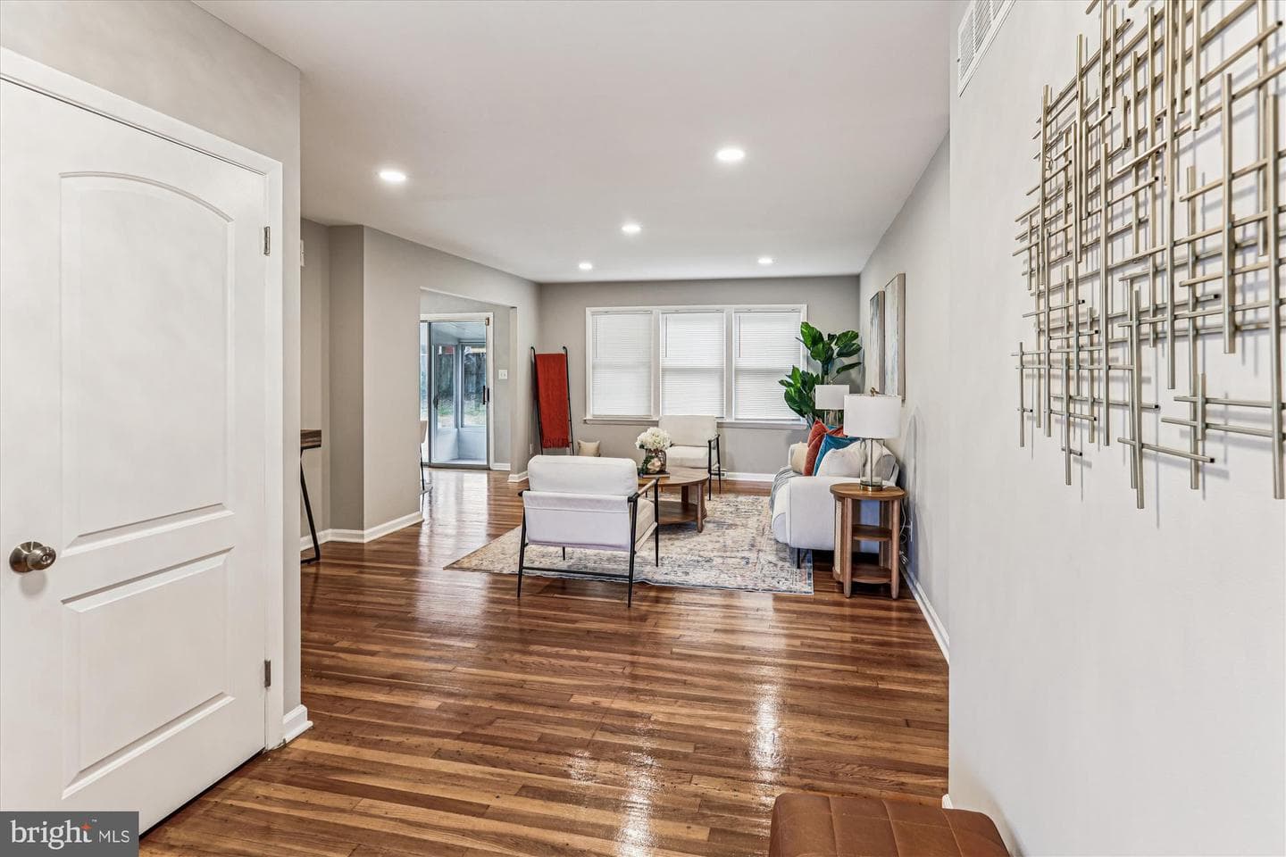 7 Cedar Bluff Court photo 5