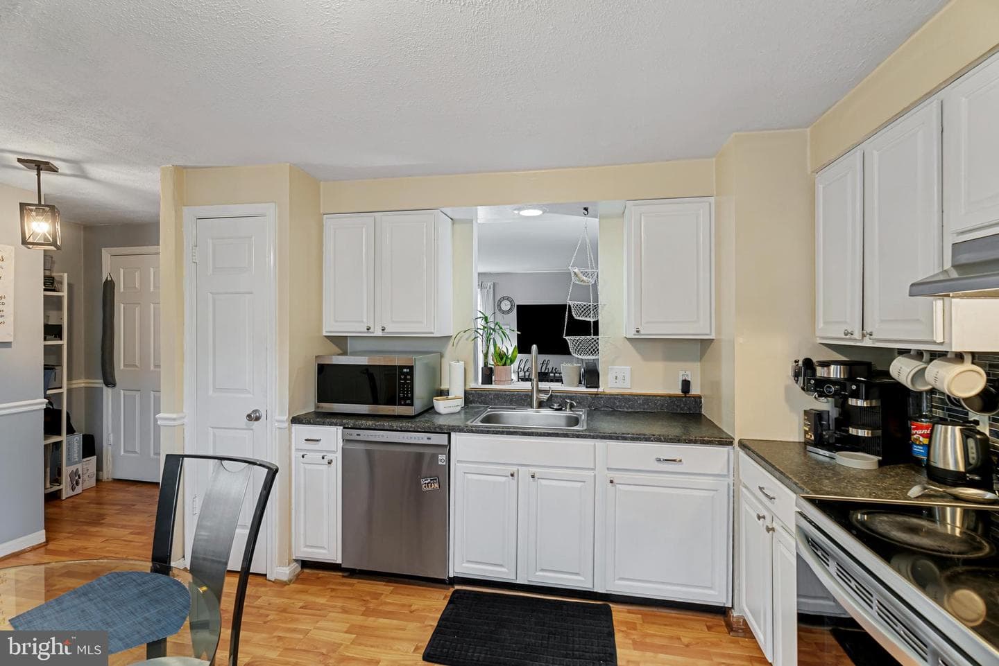 15 Craftsman Court photo 5