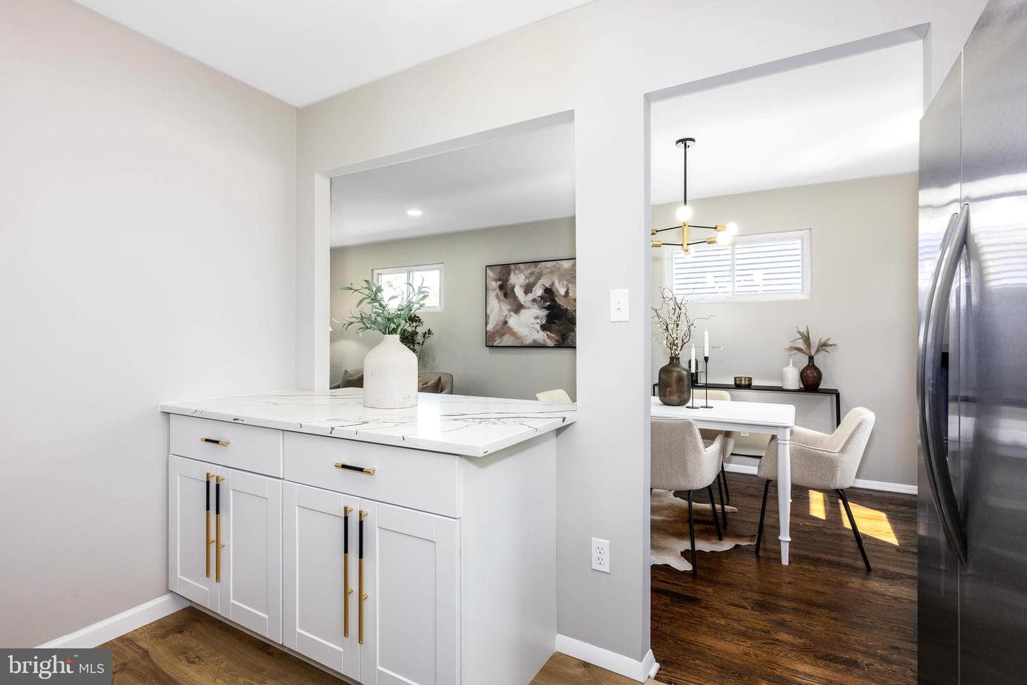 1847 Wycliffe Road photo 13