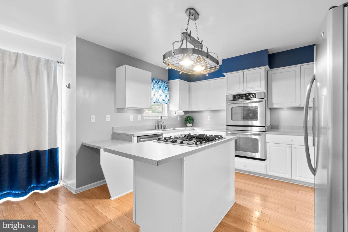 9822 Sherwood Farm Road photo 8