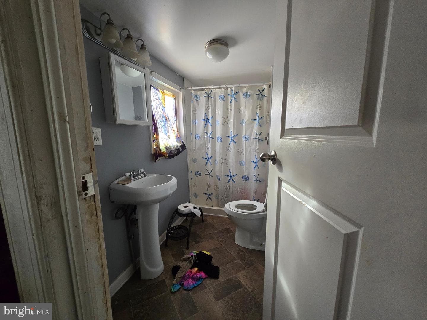 6909 Fait Avenue photo 11