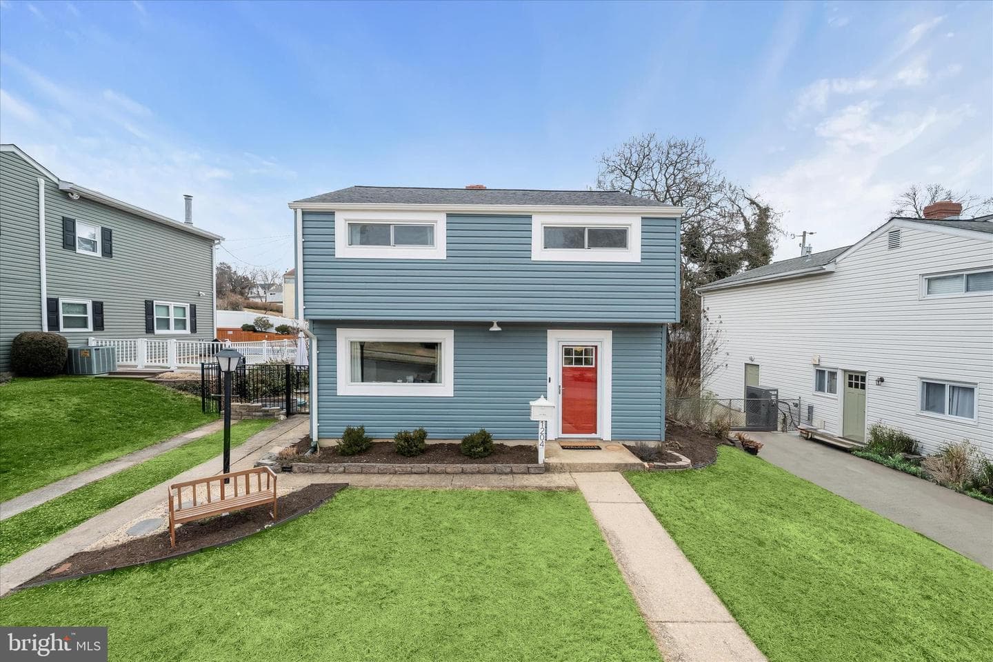 1204 Birch