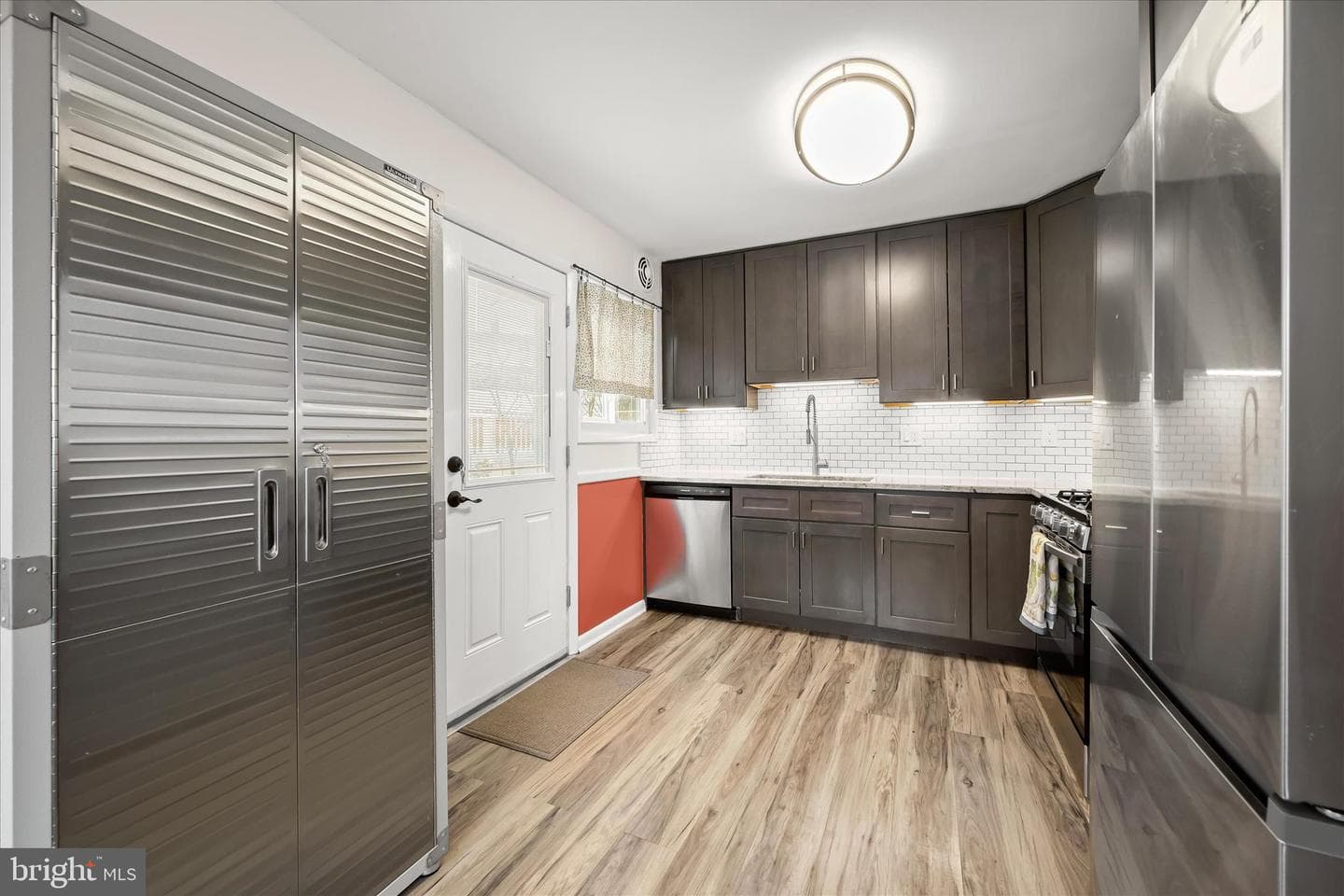 1204 Birch photo 11