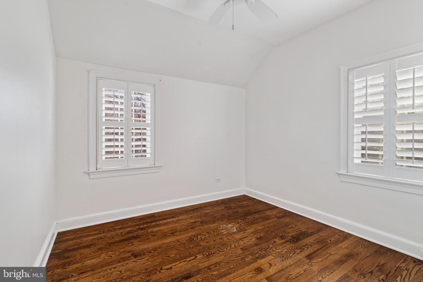 310 Worthington Road photo 33