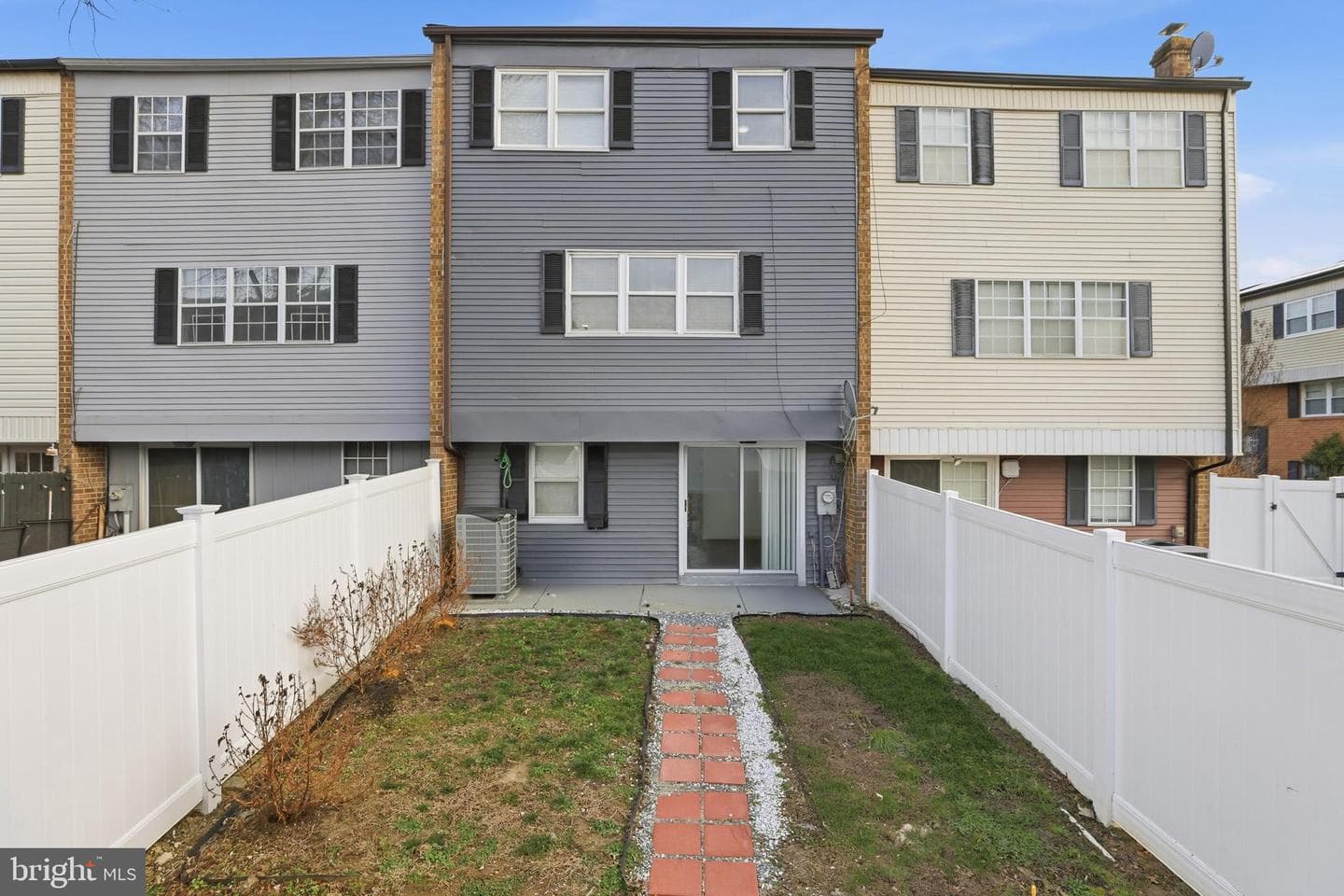 14 Sharrow Court photo 28