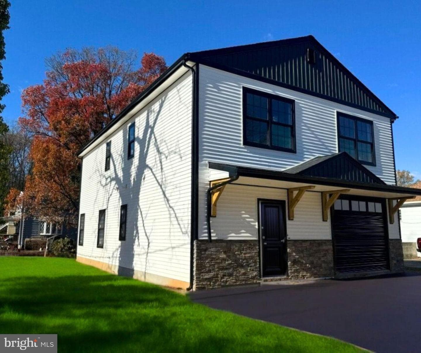 3908 Baltimore Street photo 2