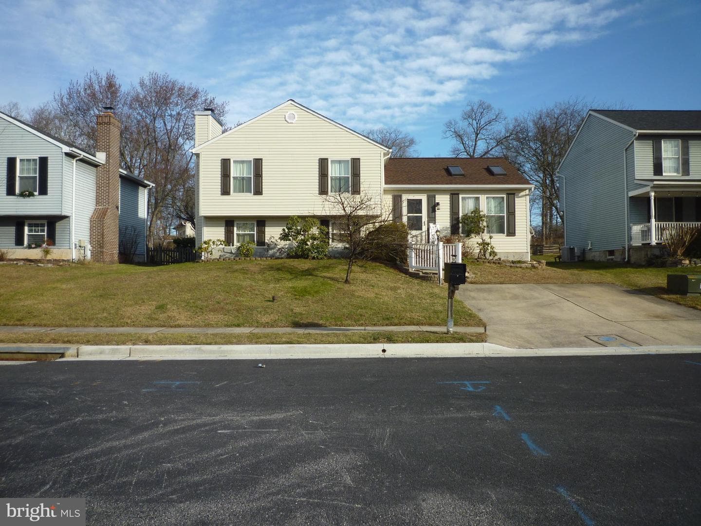 9809 Britinay Lane photo 1