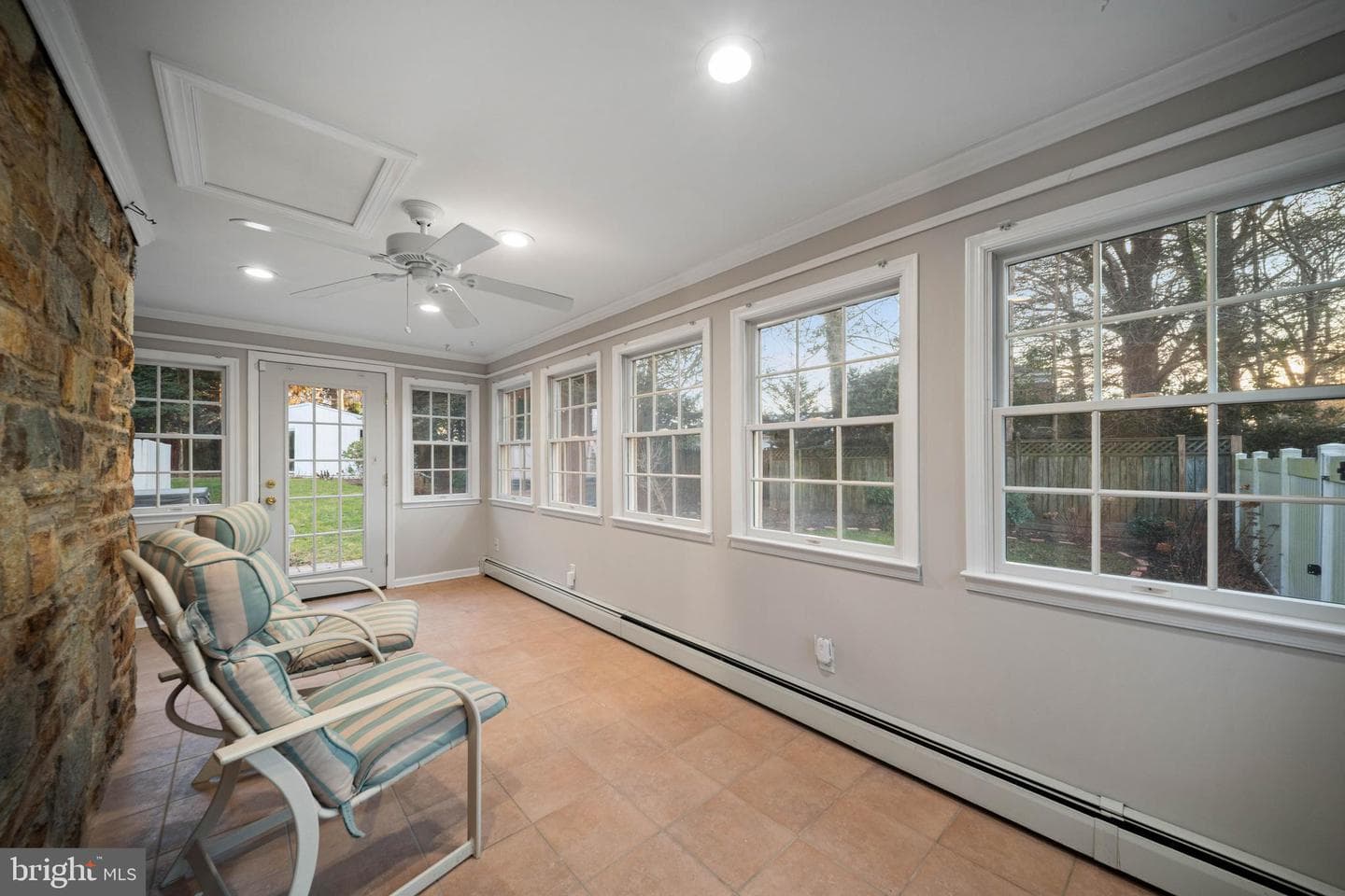 101 Thicket Road photo 11