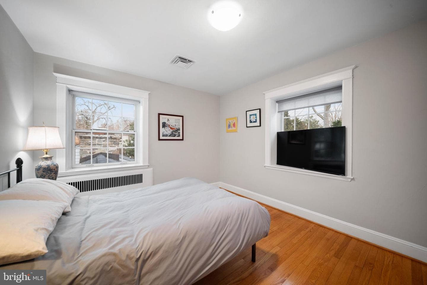 101 Thicket Road photo 24