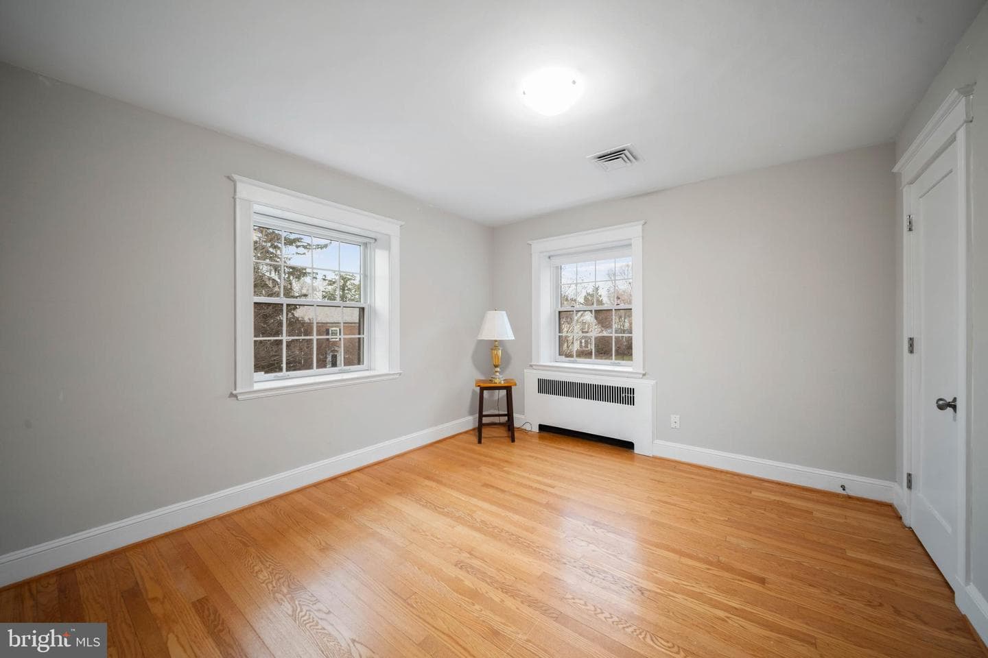 101 Thicket Road photo 25