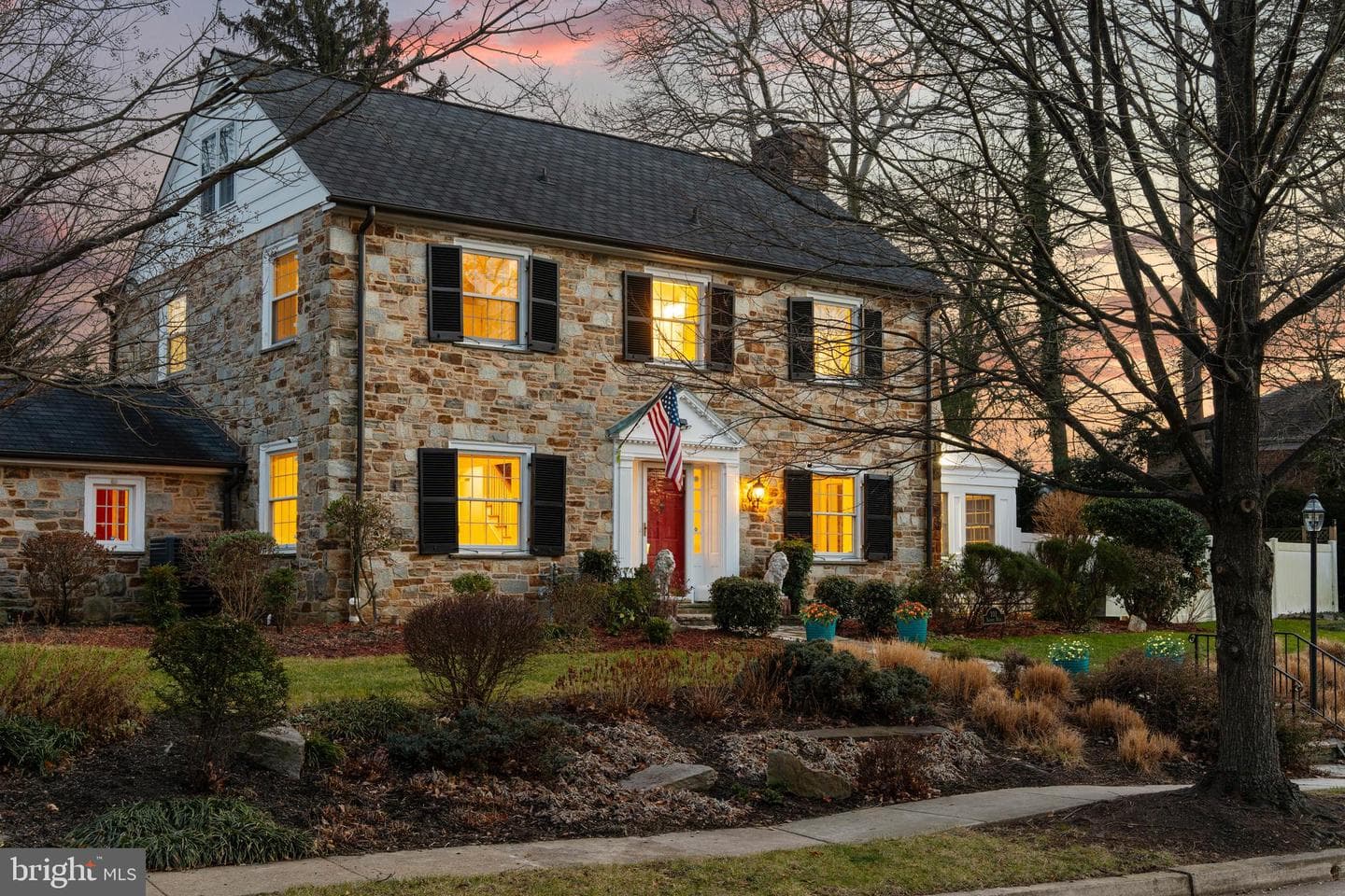 101 Thicket Road photo 4