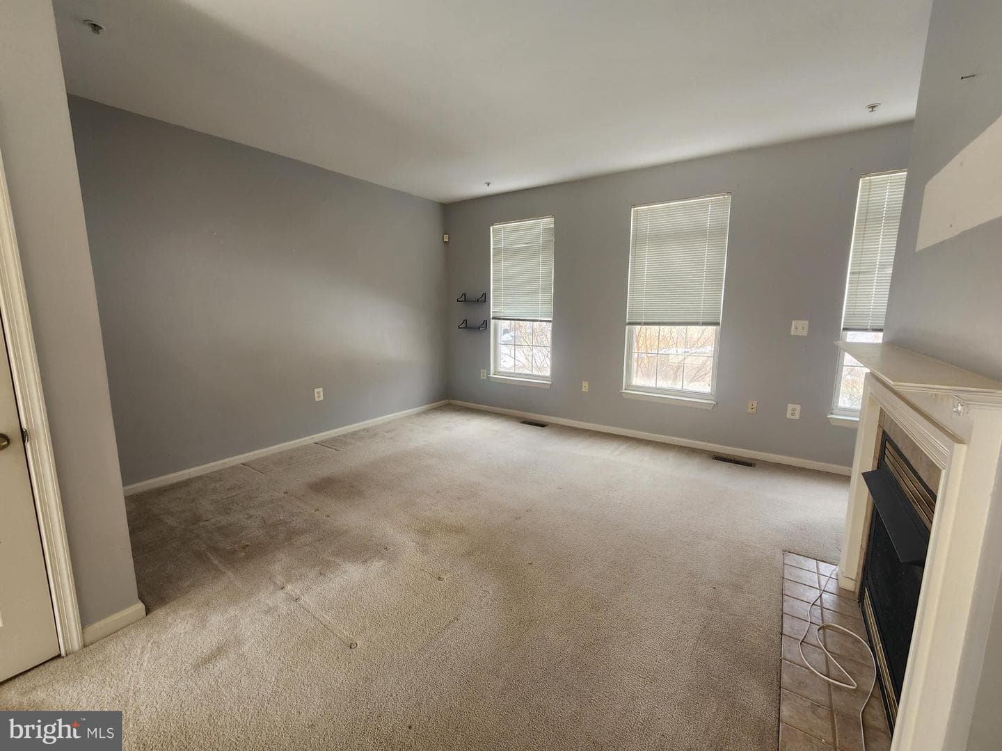 556 Rhapsody Court photo 7