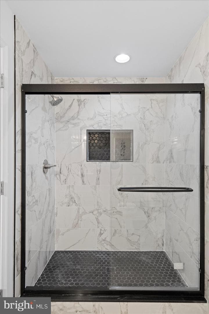 313 Homberg Avenue photo 36